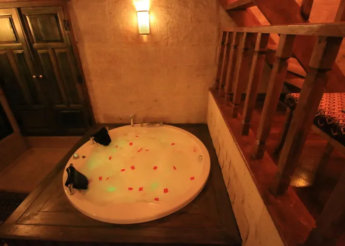 Georgios Cave Cappadocia Otel *