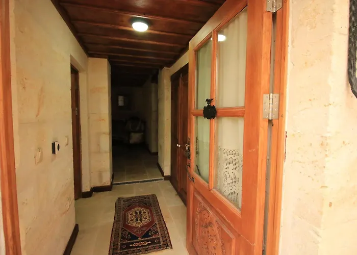 Georgios Cave Cappadocia Otel *